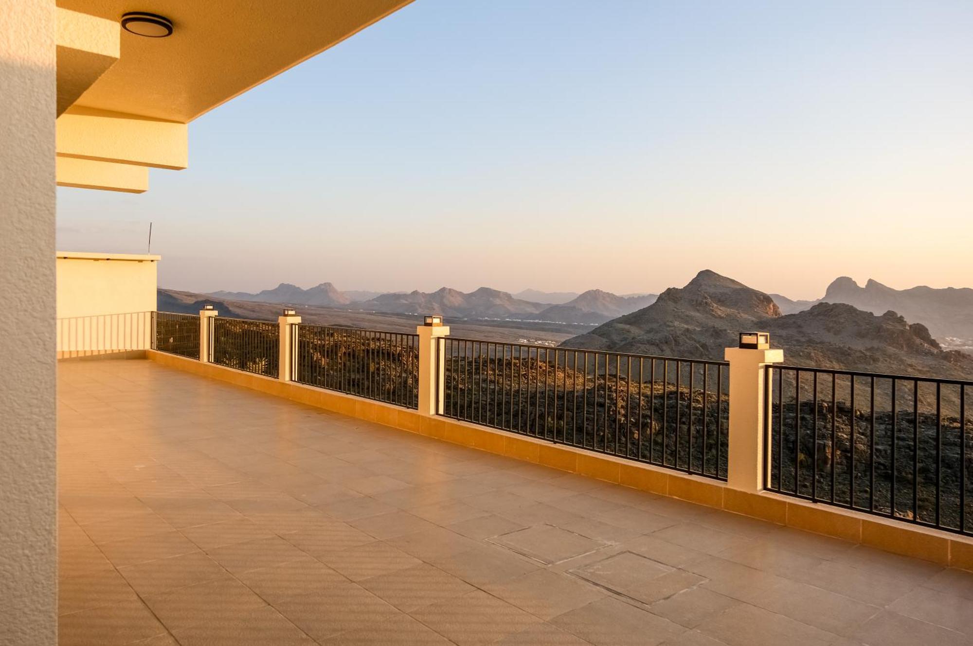 Sunset Sky Hotel Misfāh Екстериор снимка